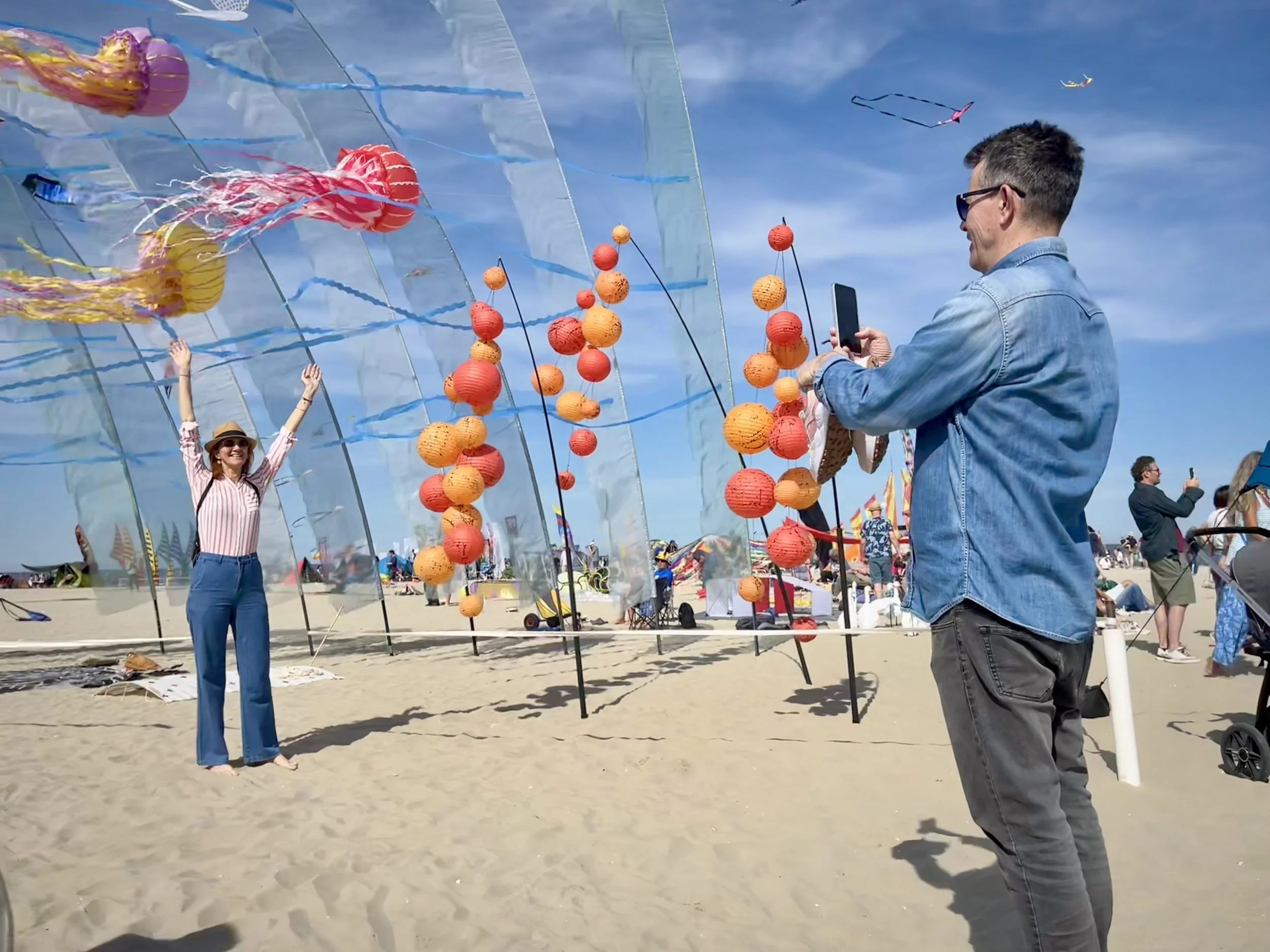Artevento International Kite Festival | Cervia, Italy | A collaborative installation Fausto Marrocu's Jellyfish banners