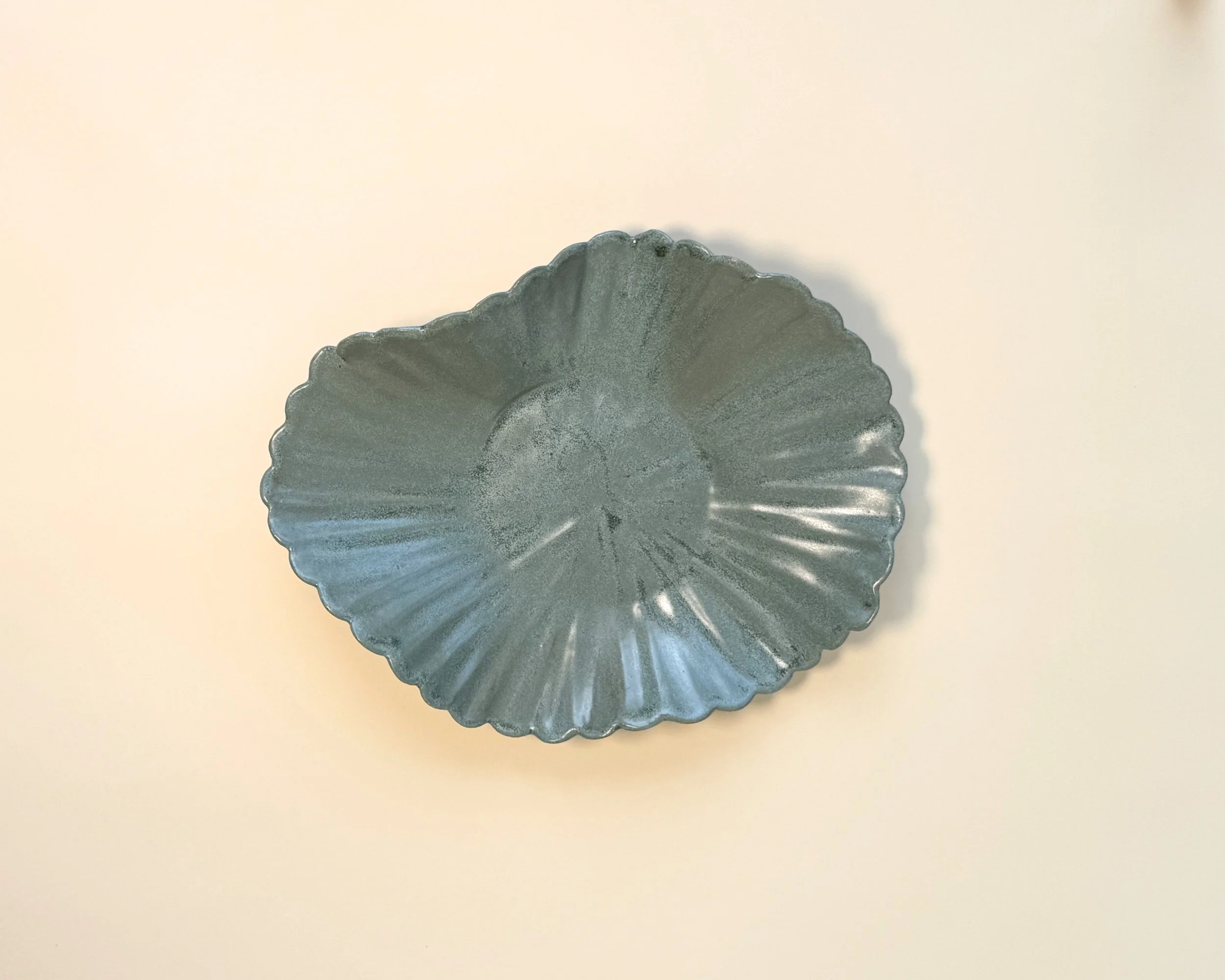 Wave Platter in Satin Seafoam (Small)