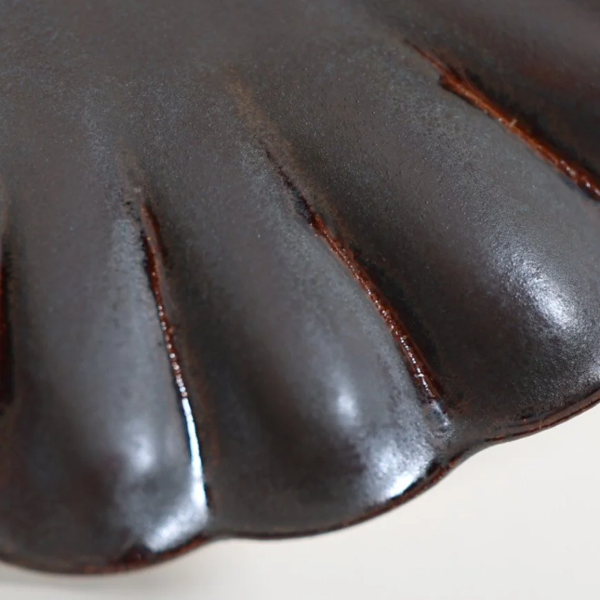 Scallop Plate in Volcanic Brown (Large) 4.jpg