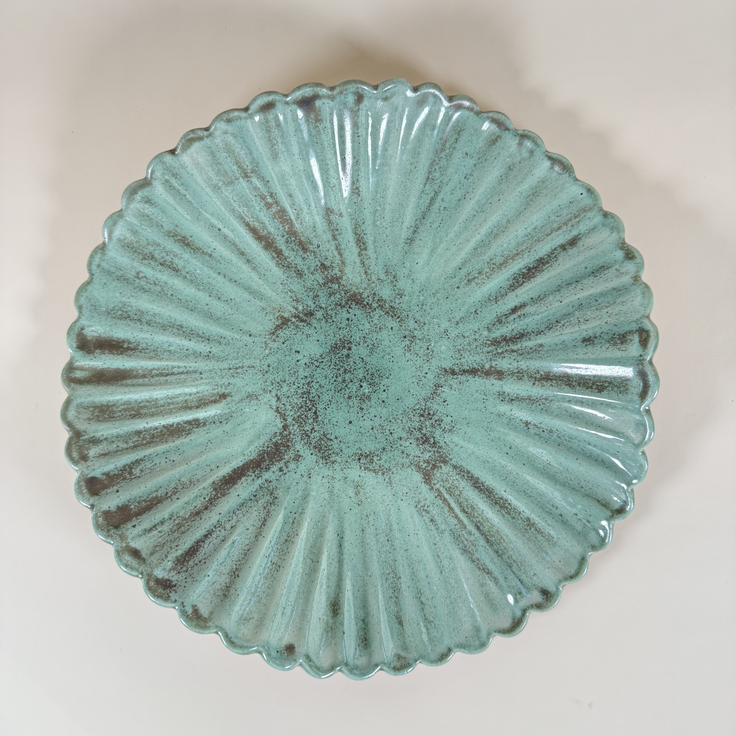 Wave Platter in Rusty Mint (Large)