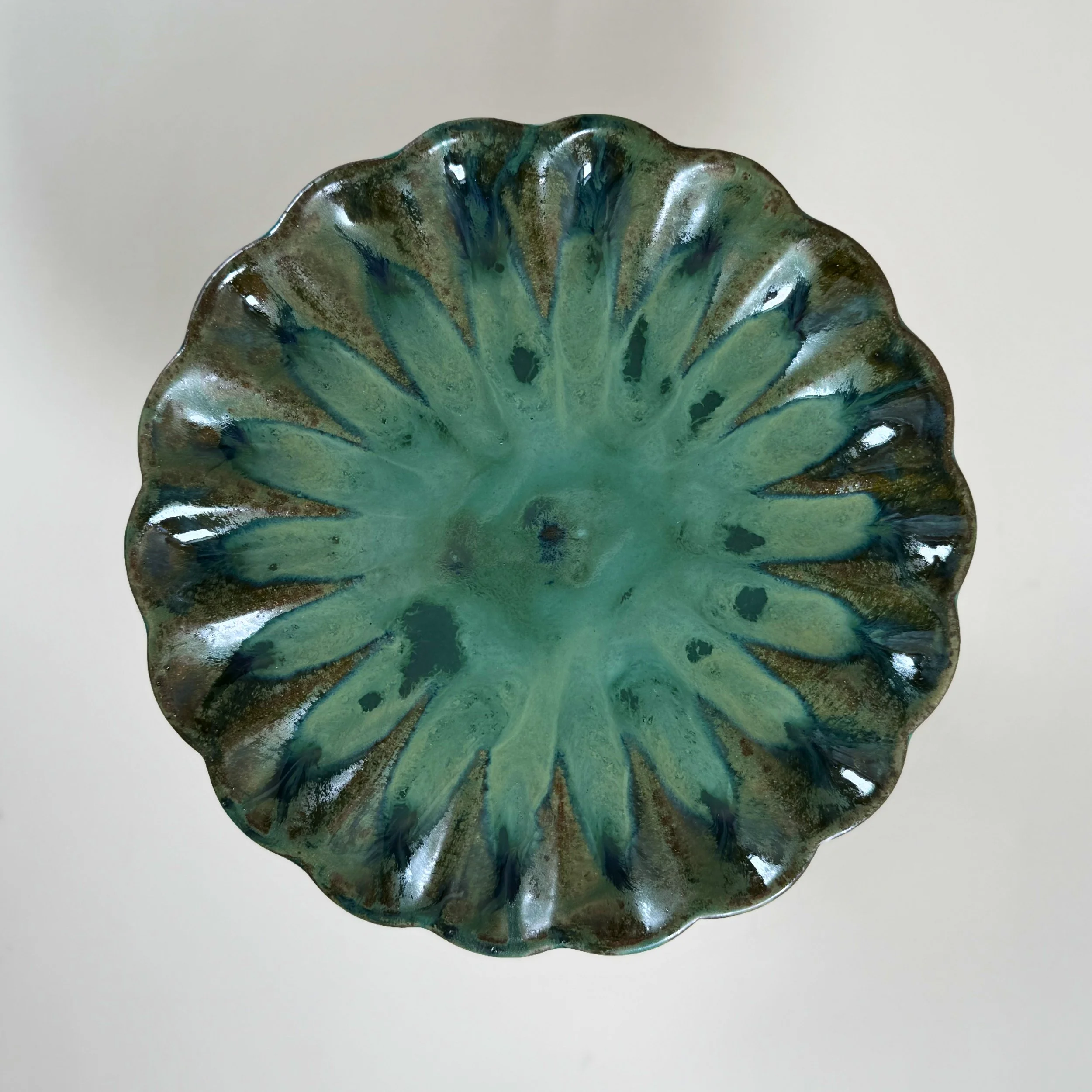 Scallop Plate in Green Lagoon (Large).jpg