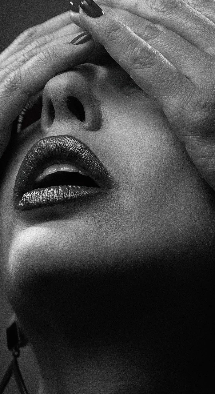 Electrólisis en labio superior e inferior en la Ciudad de México para eliminar vello facial fino, grueso o claro de manera permanente.