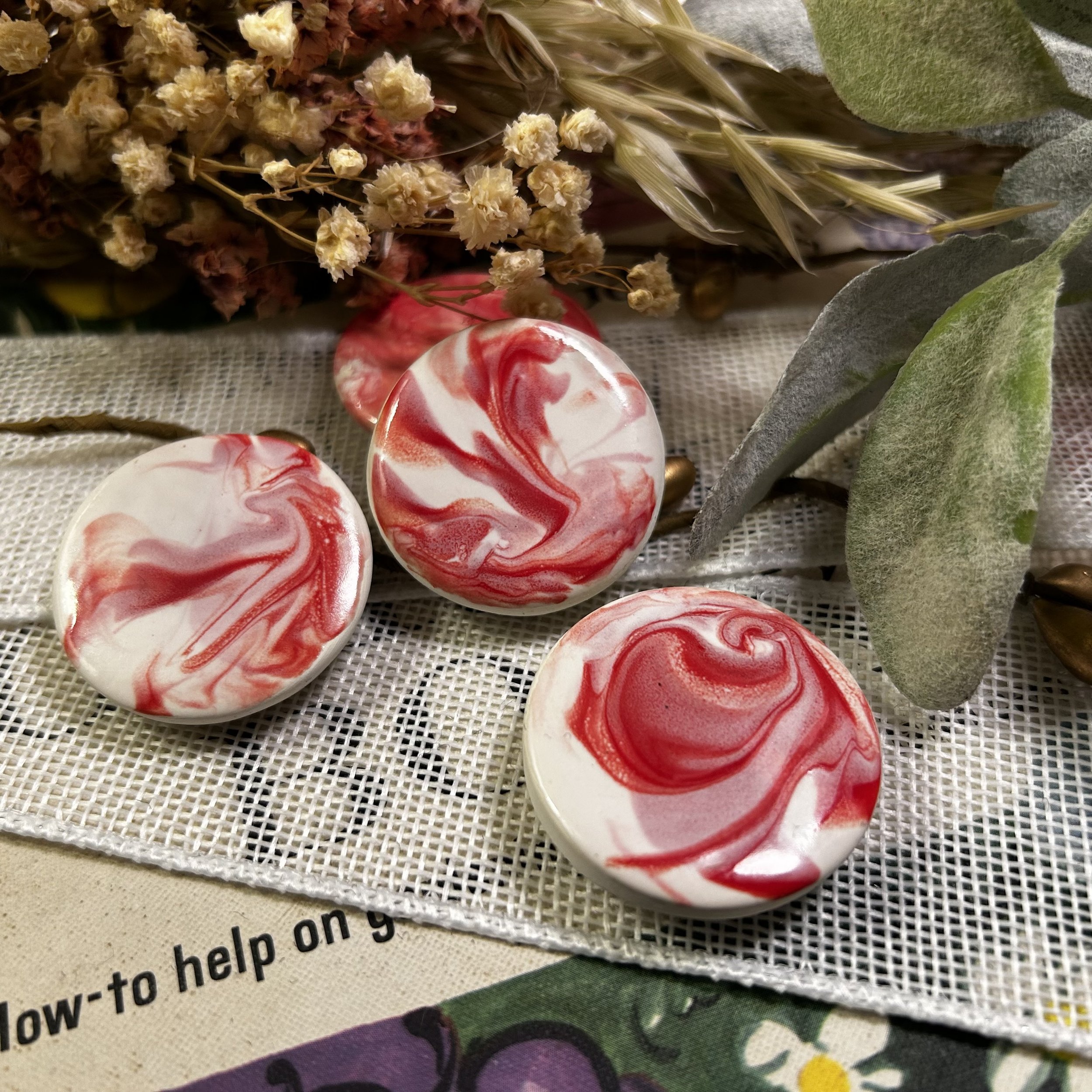 Ceramic Marble Swirl Magnets (Red/White)