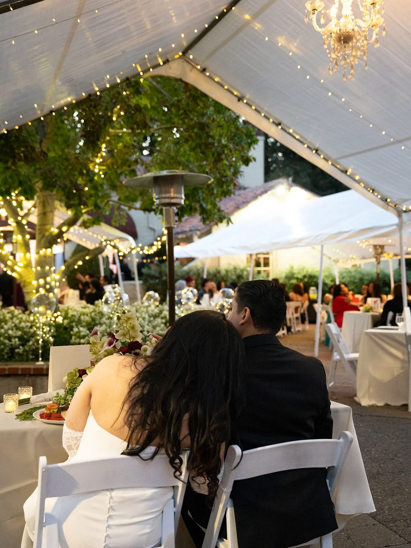 Moments like these.

When the timeline fades away and it&rsquo;s just you two, taking it all in, surrounded by your support system. 

This is what it&rsquo;s all about.

📸 @vidabonitastudios 

#bayareawedding #weddingmoments #sfwedding #bayareabride