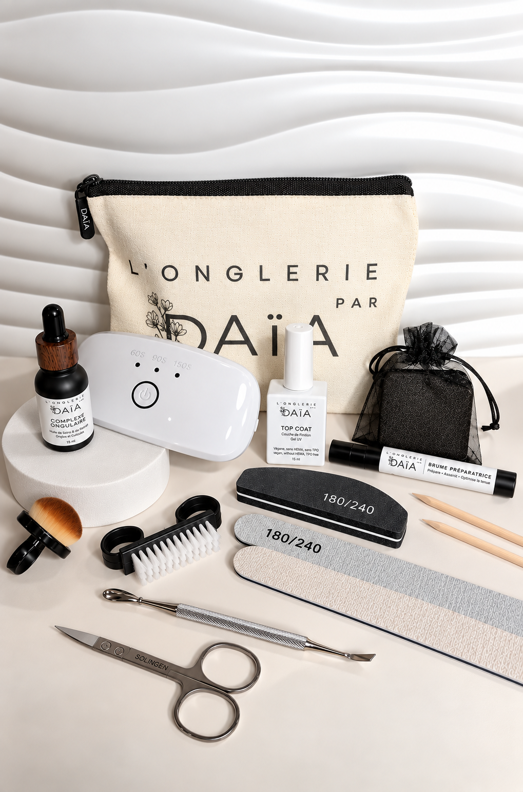 Trousse + Lampe + Top coat 2.png