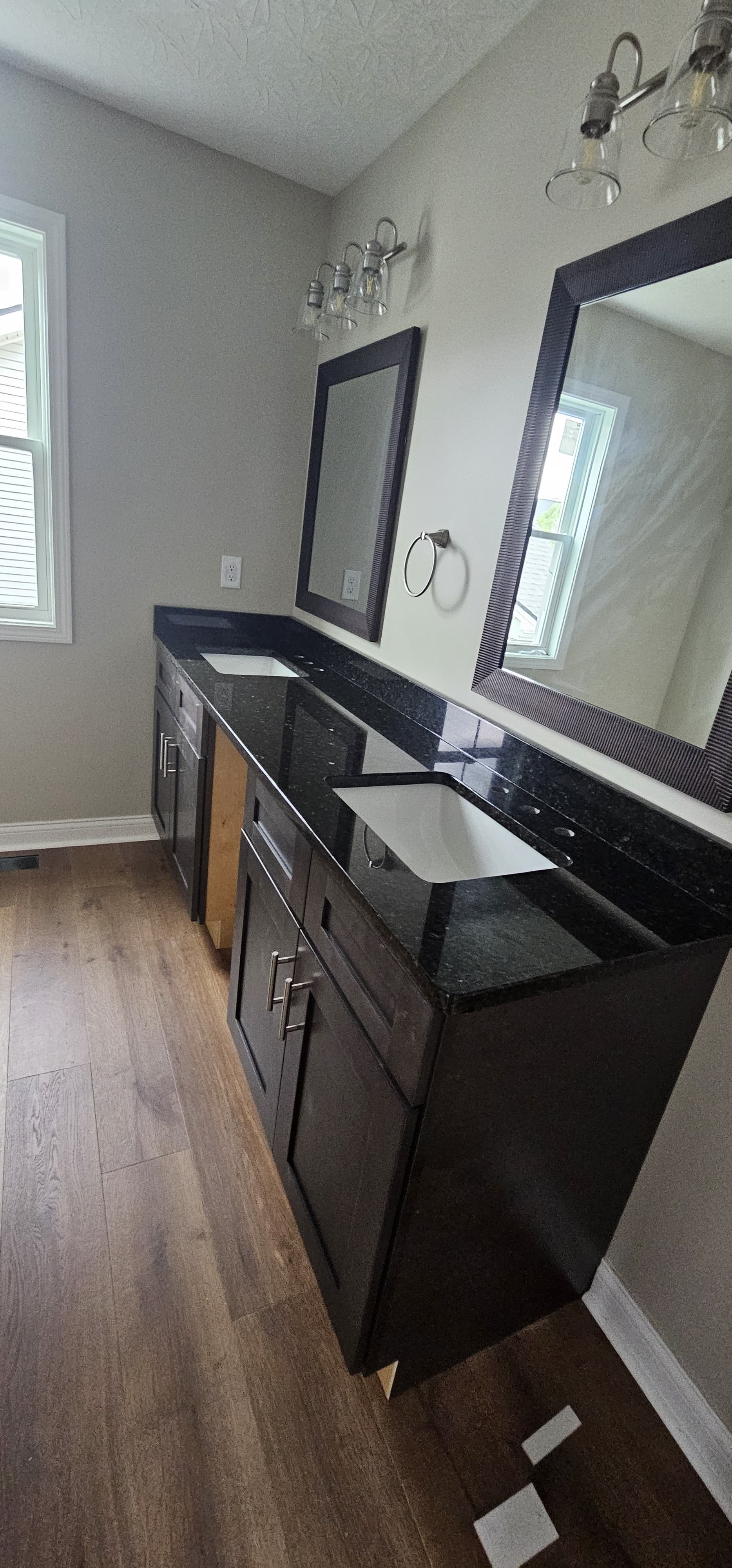 WhatsApp Image 2025-11-28 at 16.13.05 (1).jpeg