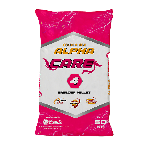 Pink and silver bag of Golden Age Alpha Care 4 breeder pellet dog food, 50 kg.