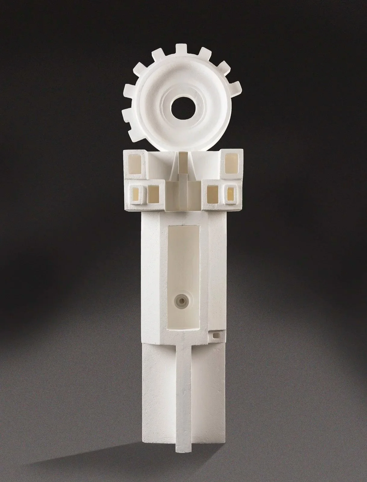 The Saint (2015). Styrofoam, 110 x 36 x 36 cm.
