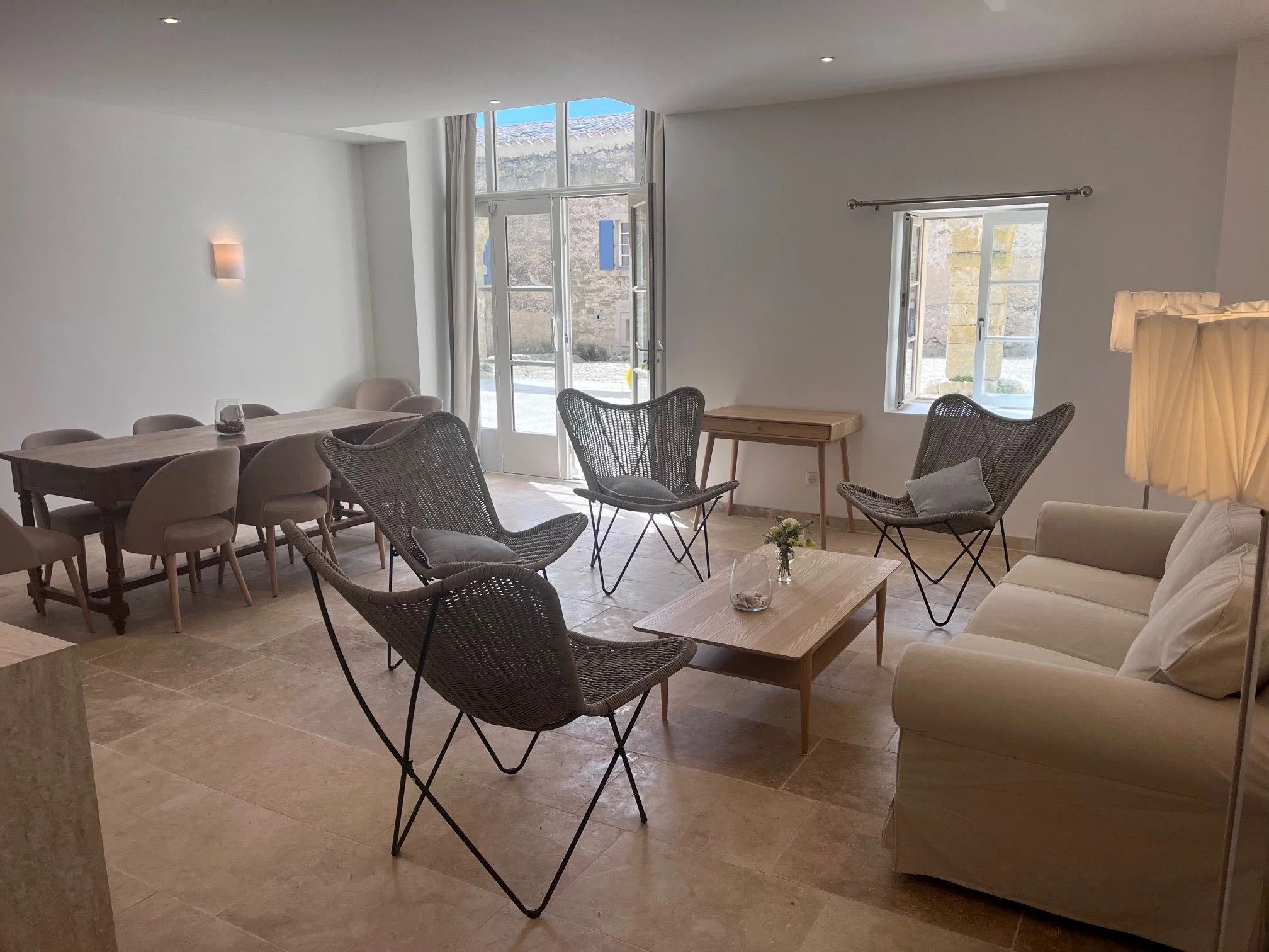 Intérieur gîte salon