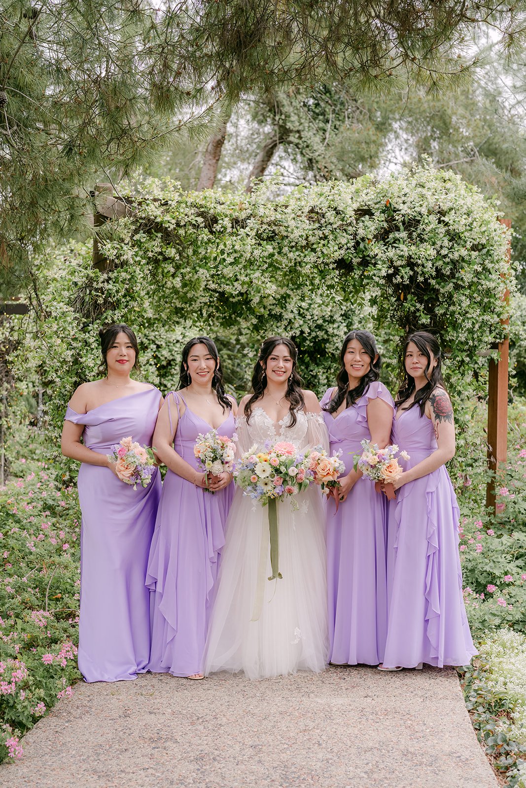 KatMikeWedding_BrideBridesmaid_0780.jpg