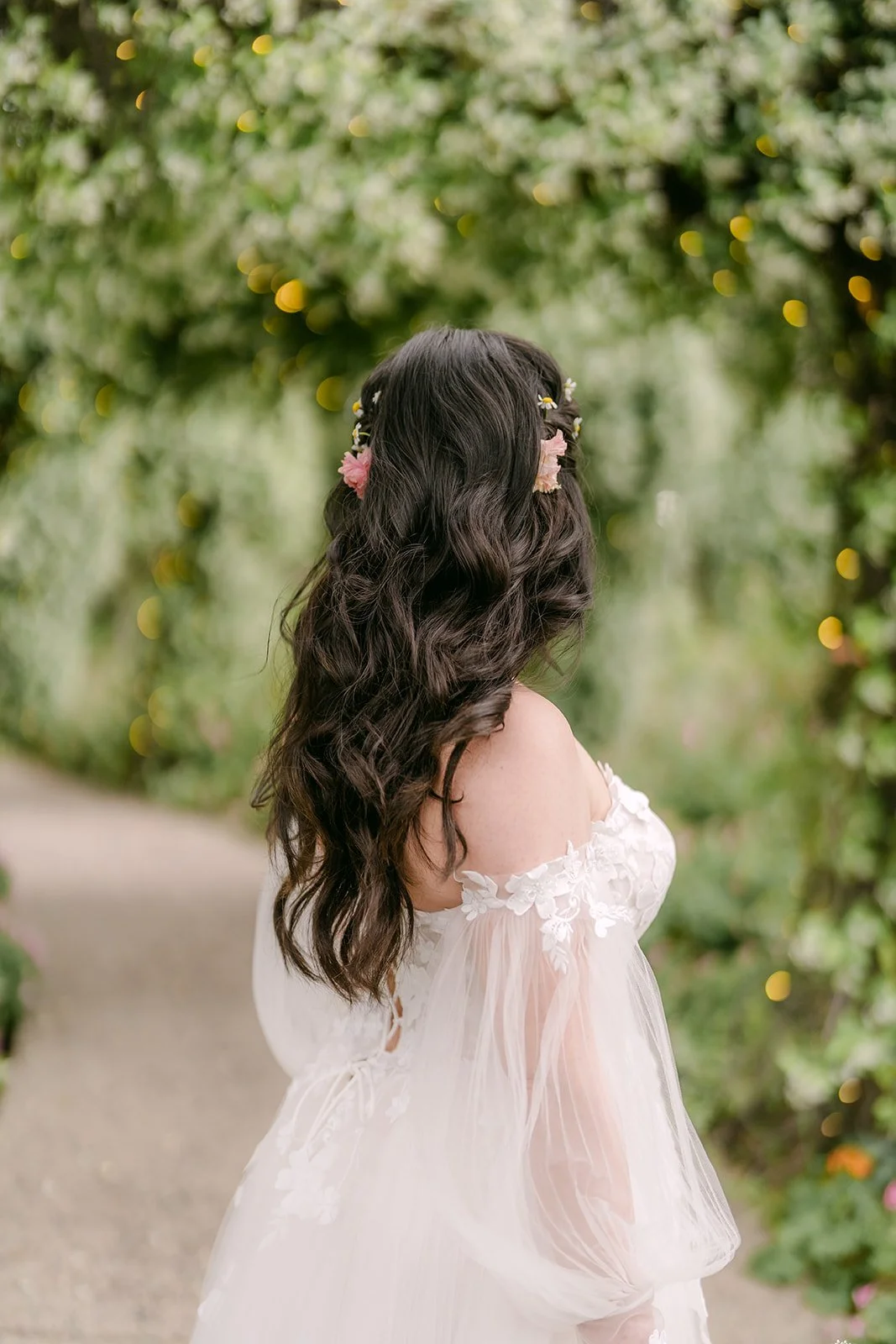 KatMikeWedding_BrideBridesmaid_0769.jpg