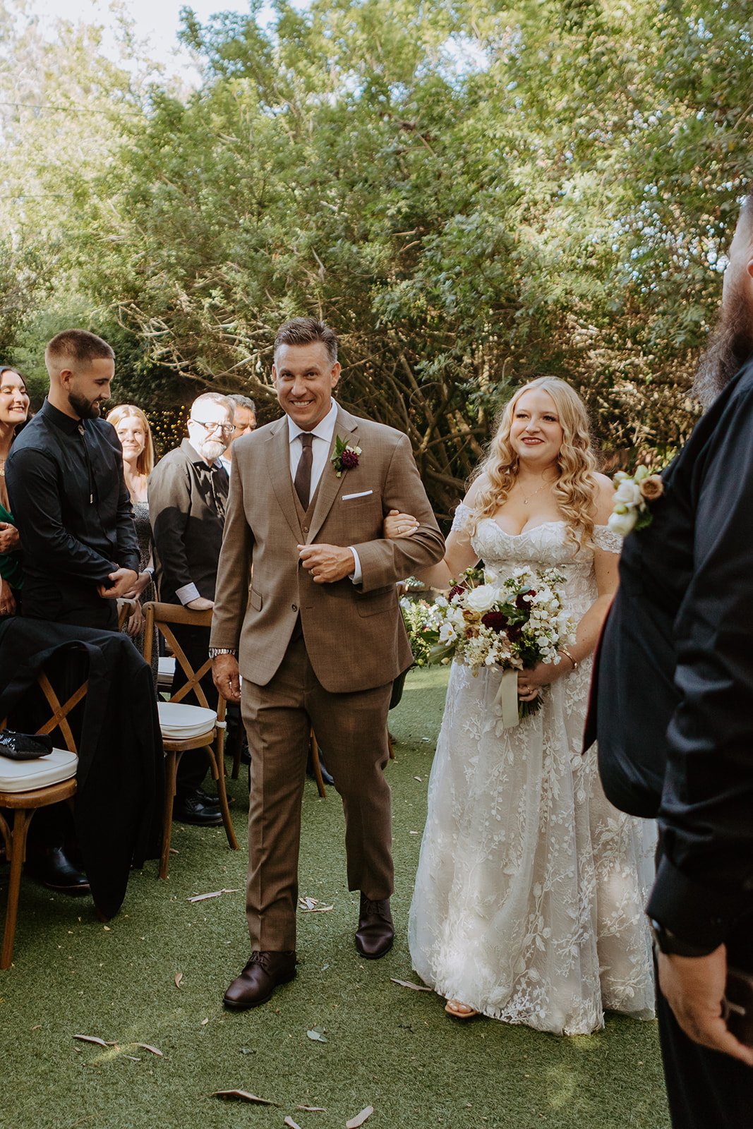 chloe and ryan wedding sneak peeks-11.jpg
