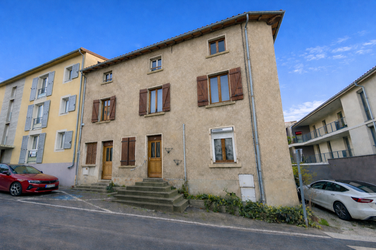 Découpe d'immeuble dans le Rhône