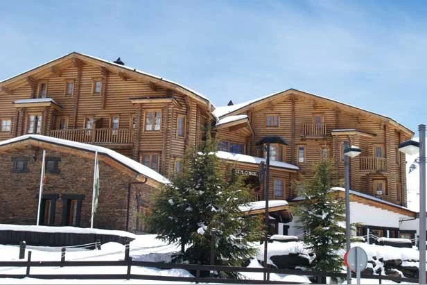 Mountain Lodge in Sierra Nevada which can be booked through Sierra Essence