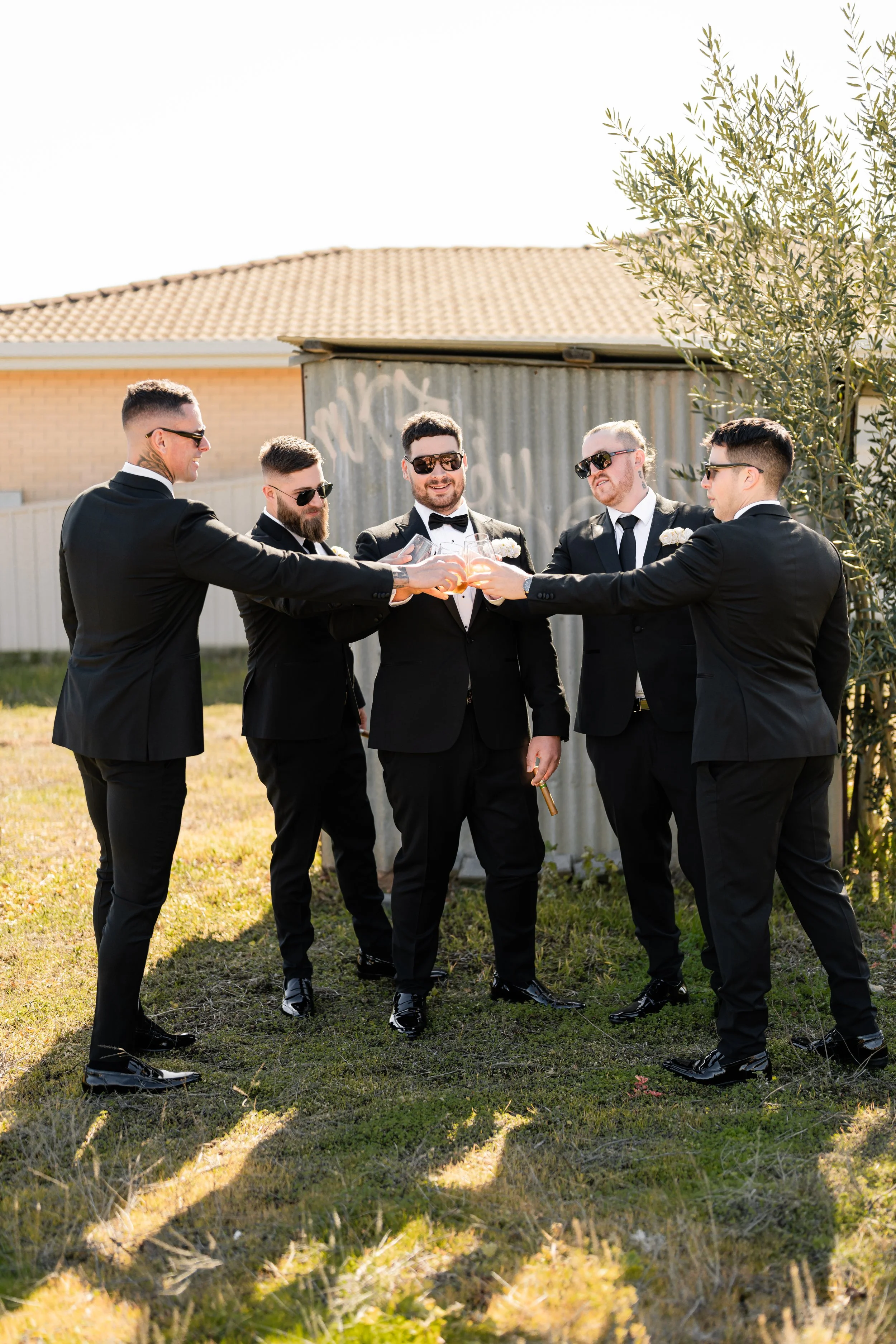 Isabella-Danny-Wedding-Getting-Ready-Groomsmen-01458.jpg