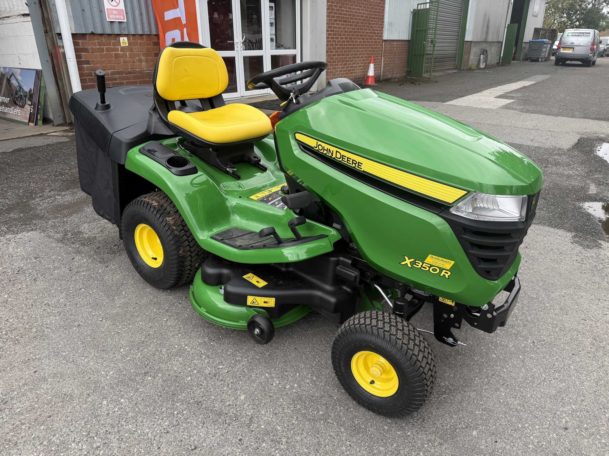John Deere X350R Ride On Mower