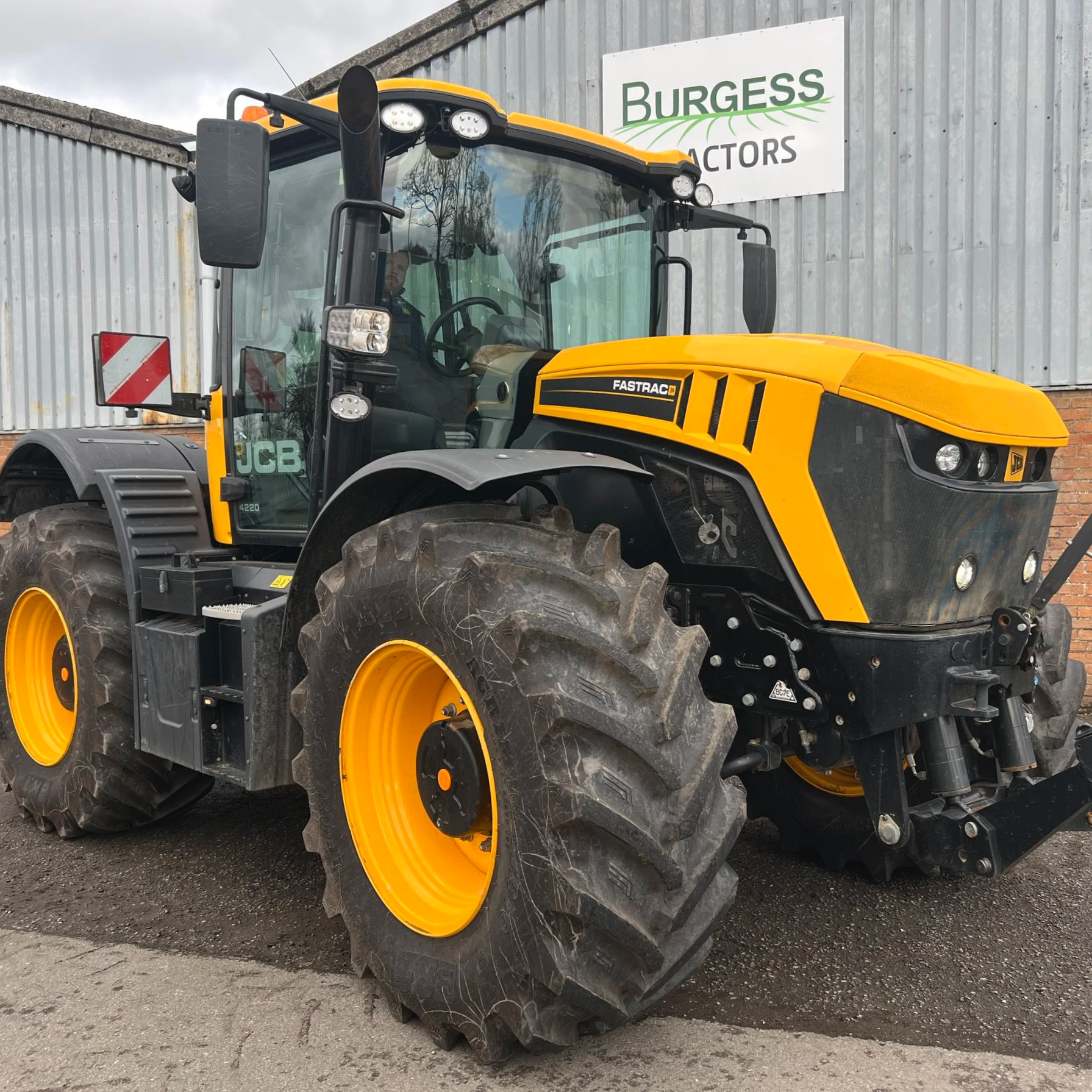 JCB Fastrac 4220
