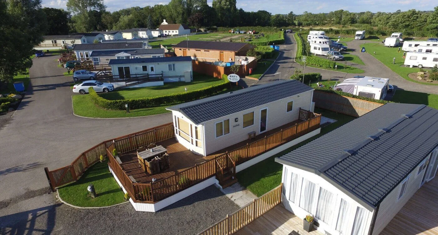 aerial-1373406_1920-full-banner.jpg