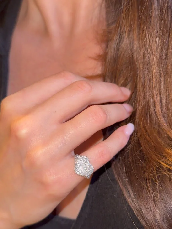 Smukkeste pav&eacute;ring med hjerteform🩷😍 Prisen er 32.900kr #amazing #heart #shaped #goals #pav&eacute;