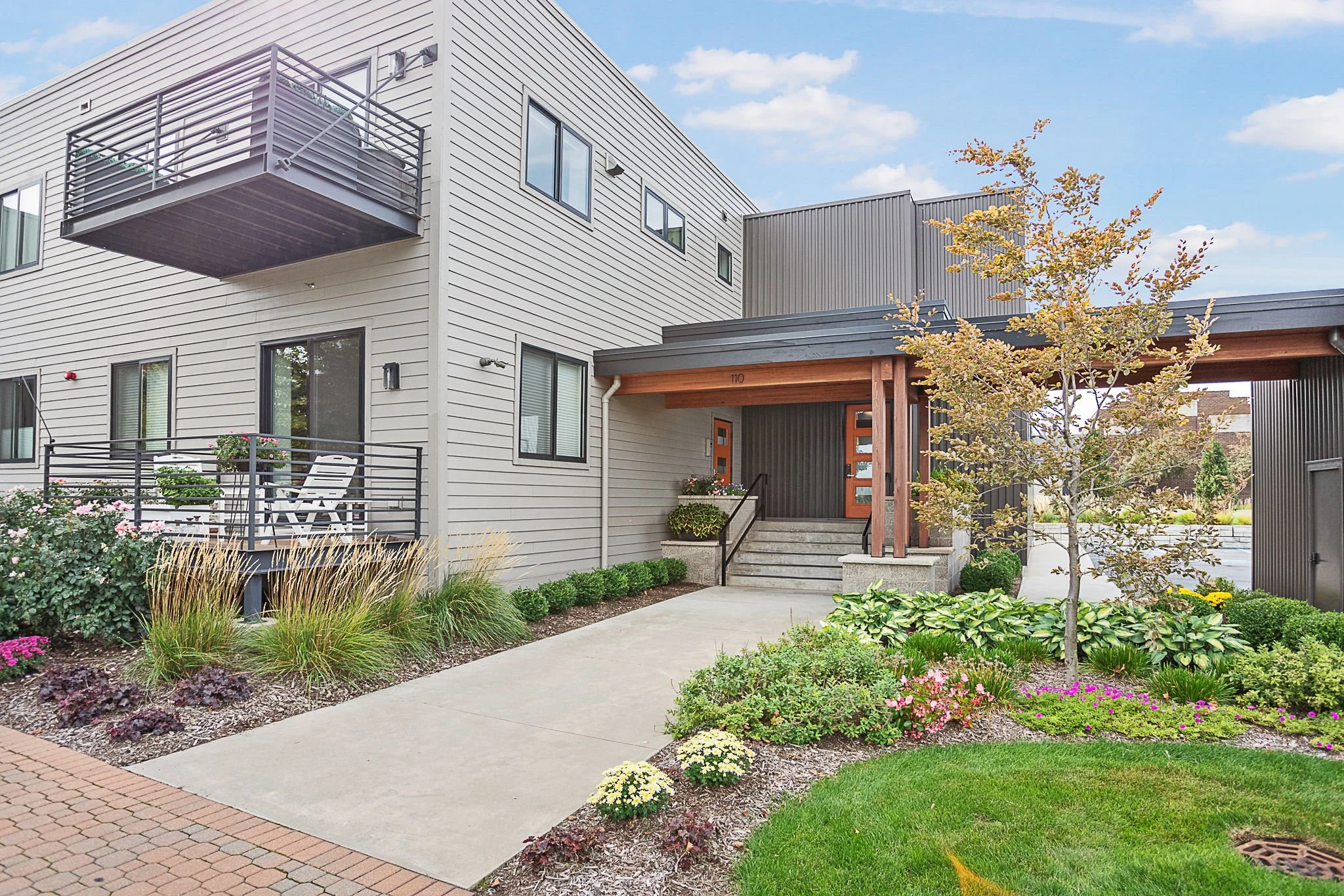 1-web-or-mls-110-central-ave-108.jpg