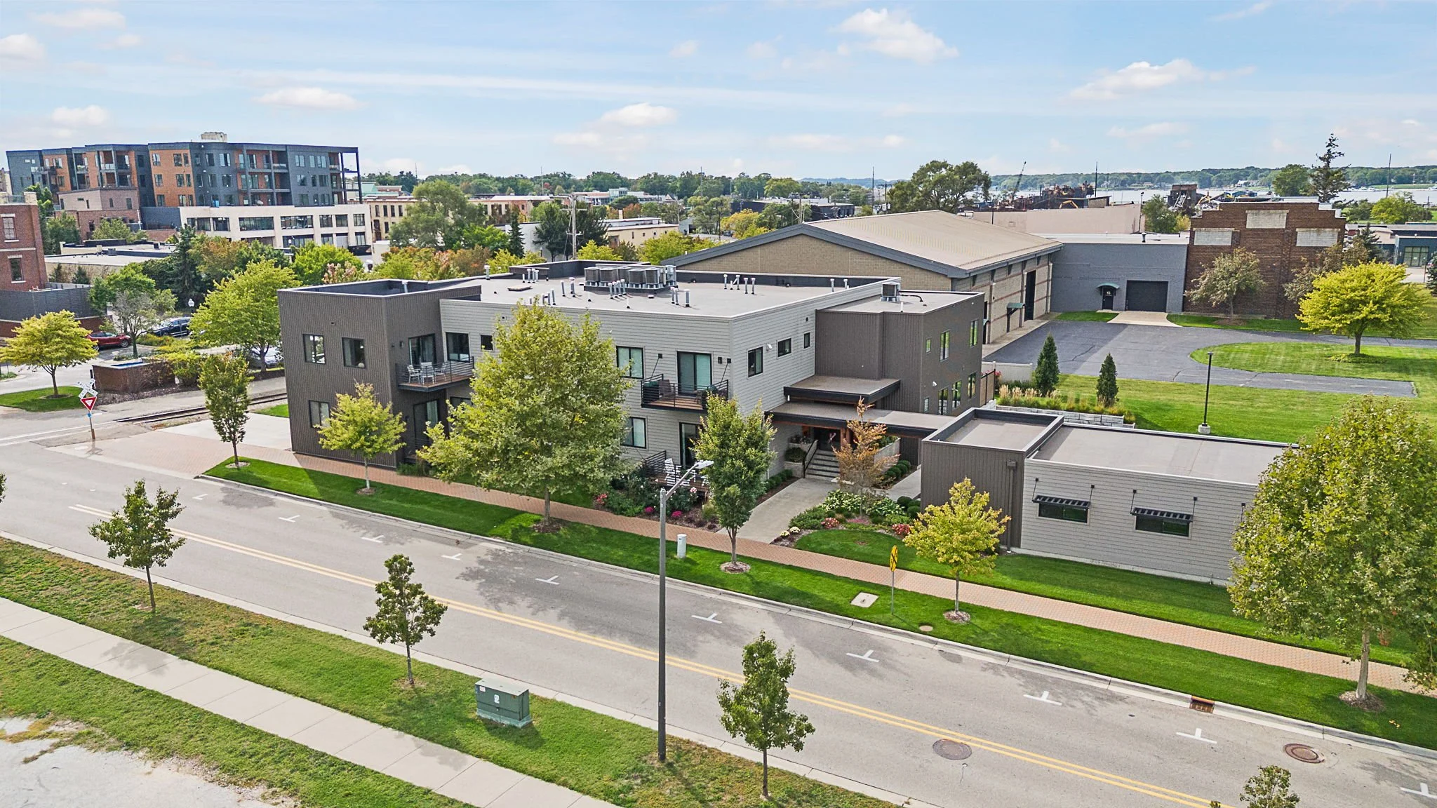 16-web-or-mls-110-central-ave-108.jpg