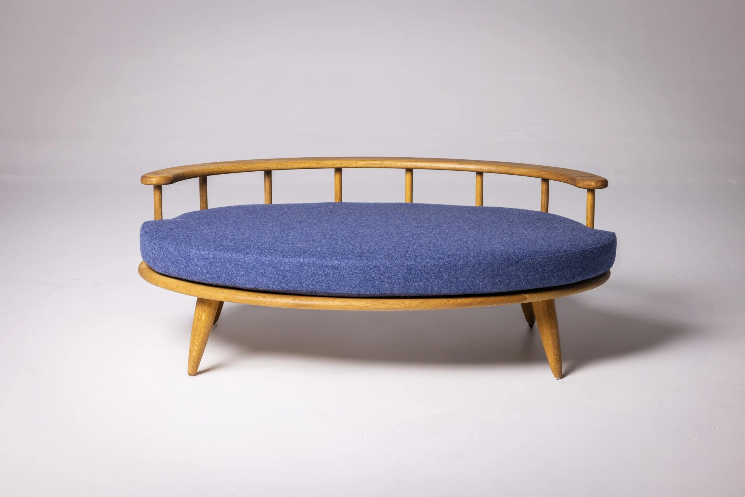 kista large handmade dog bed