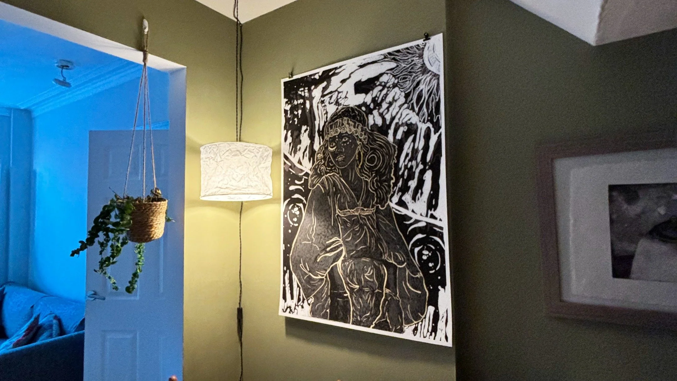 Flashback to Last Year: A Piece That Found a New Home.

Although a little late, I couldn&rsquo;t let this moment slip by without acknowledging the sale of Abstract, renamed Lily, which found its forever home on Wed, 27 Nov 2024.

This piece holds a s