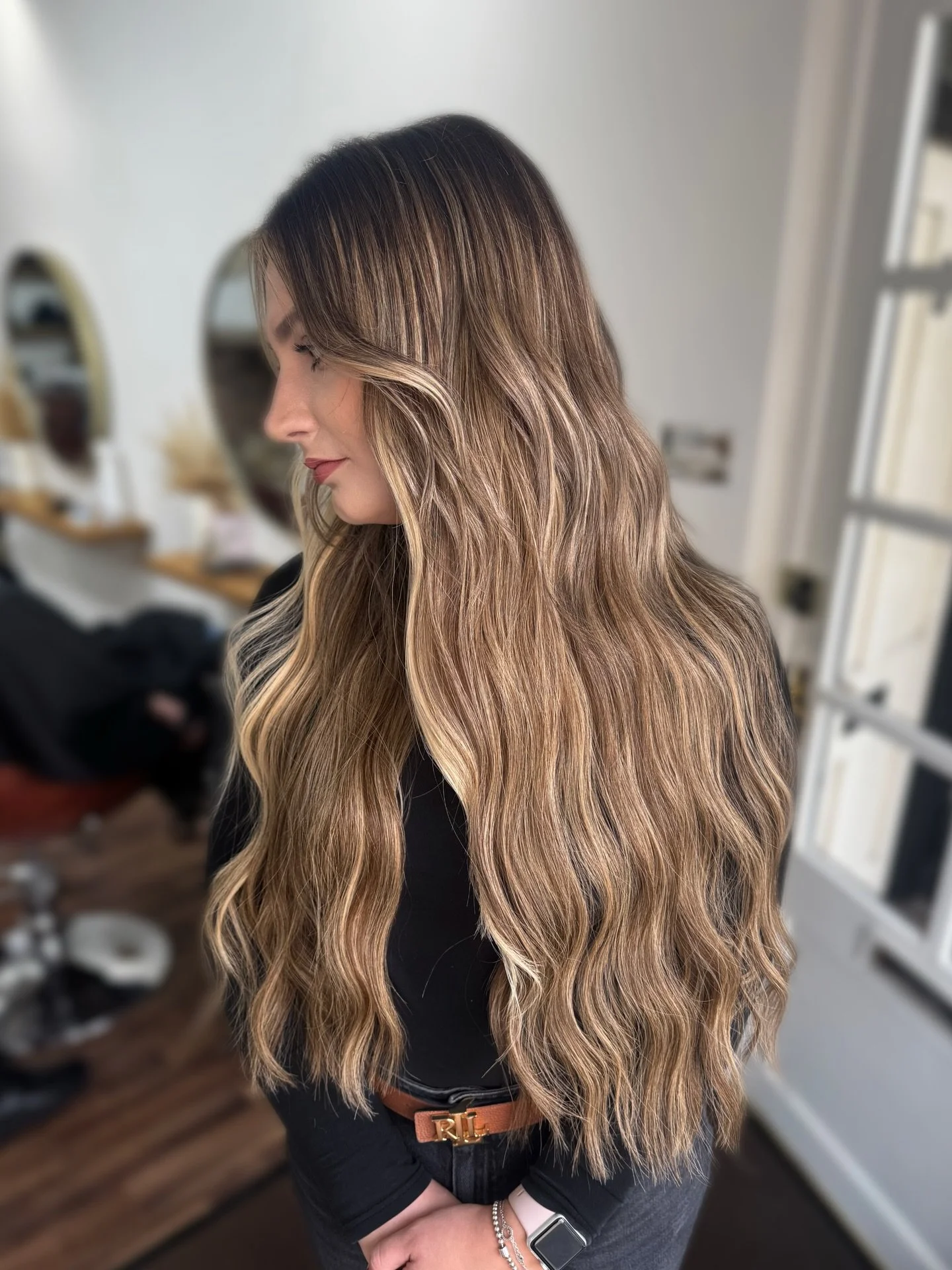 A full transformation ✨
Added length and fullness with Remi Cachet extensions &amp; softened the blonde into a richer, more dimensional tone.
Healthier, shinier, and so much more seamless 💫