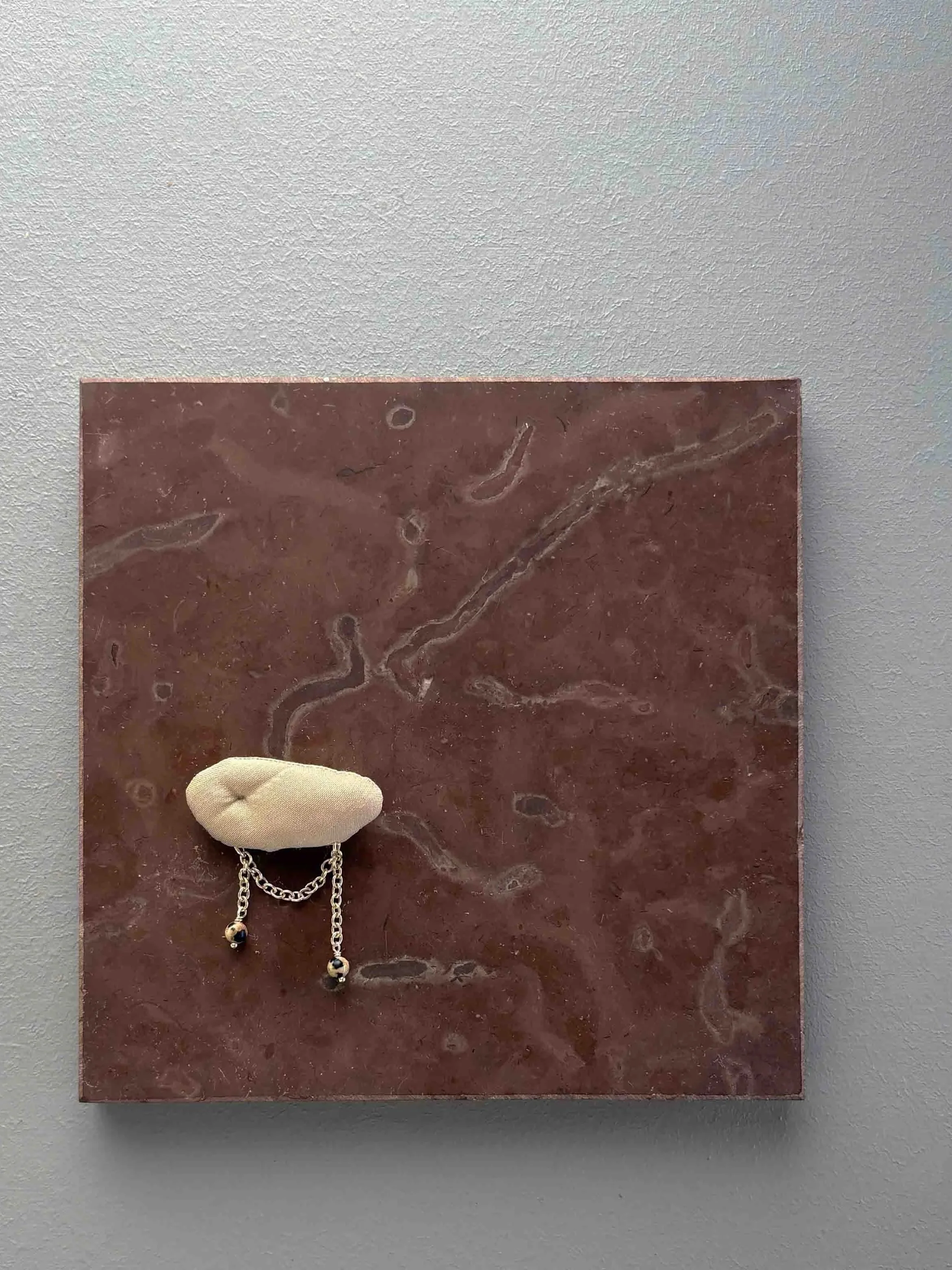 PBL05 Oval Pebble Pin