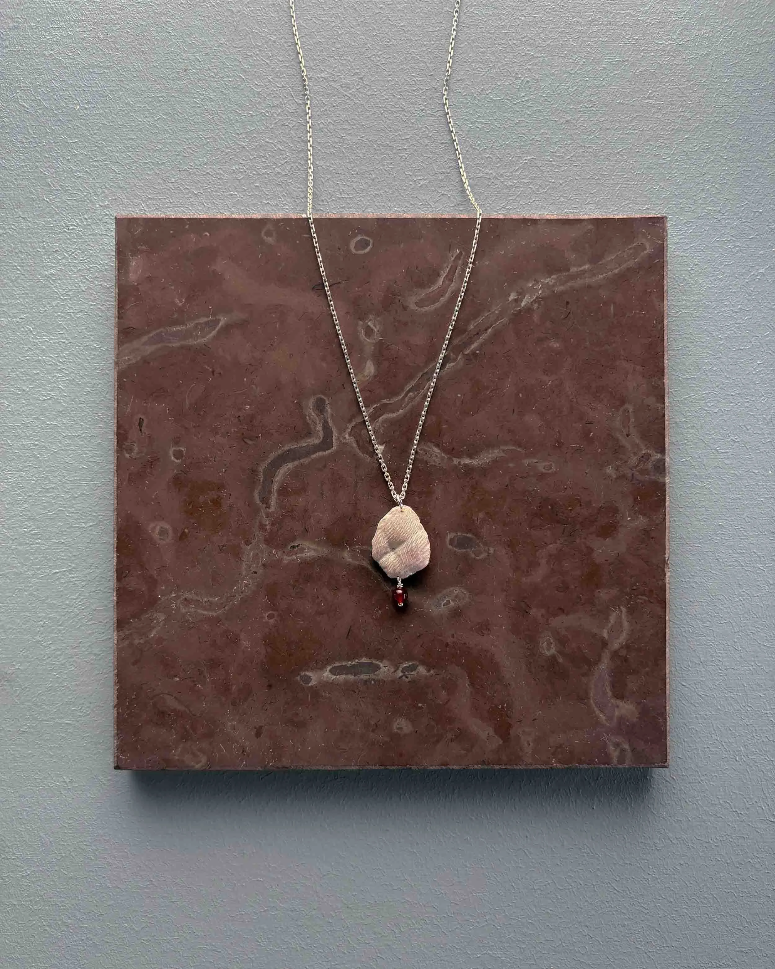 PBL06 Tiny Pebble Necklace