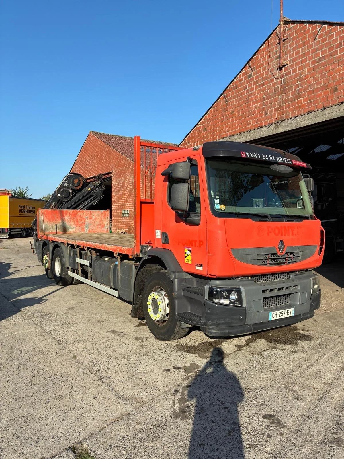 Renault lander 4.jpg