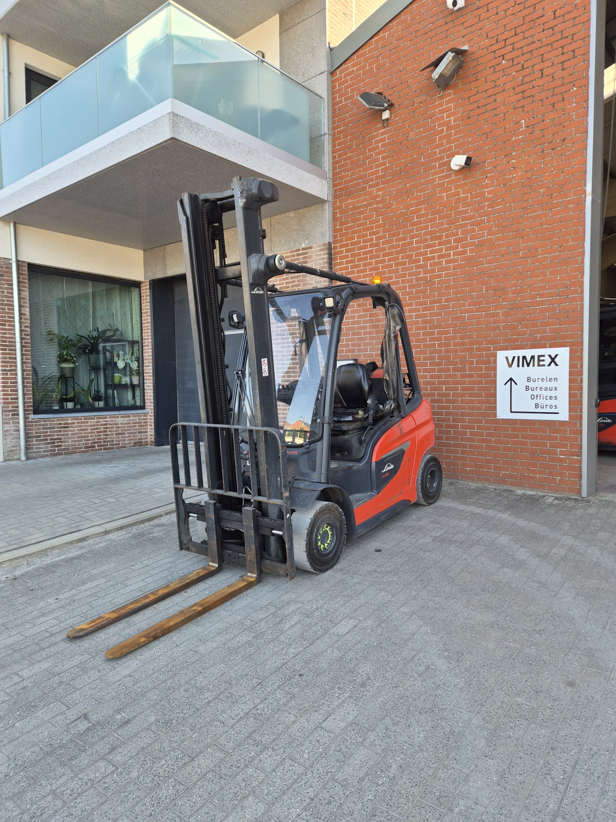 LINDE H25T | 2021 | 6.099H | ST