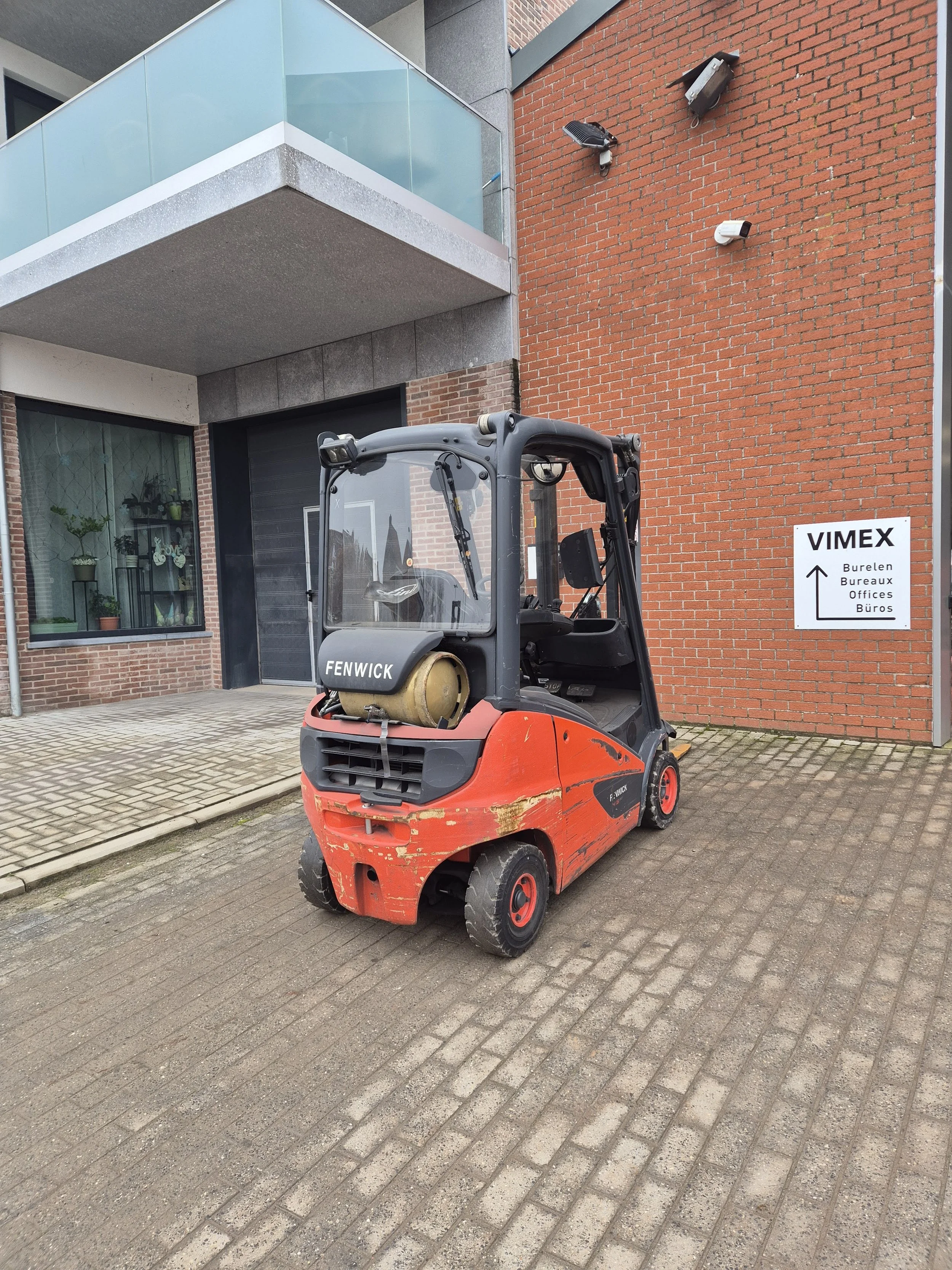 LINDE H16T-01 | 2019 | 8.300 H | DX