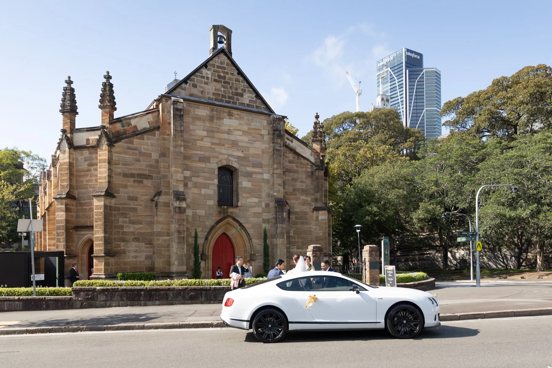 Bridal car arrives at The Garrison Church, Millers Point