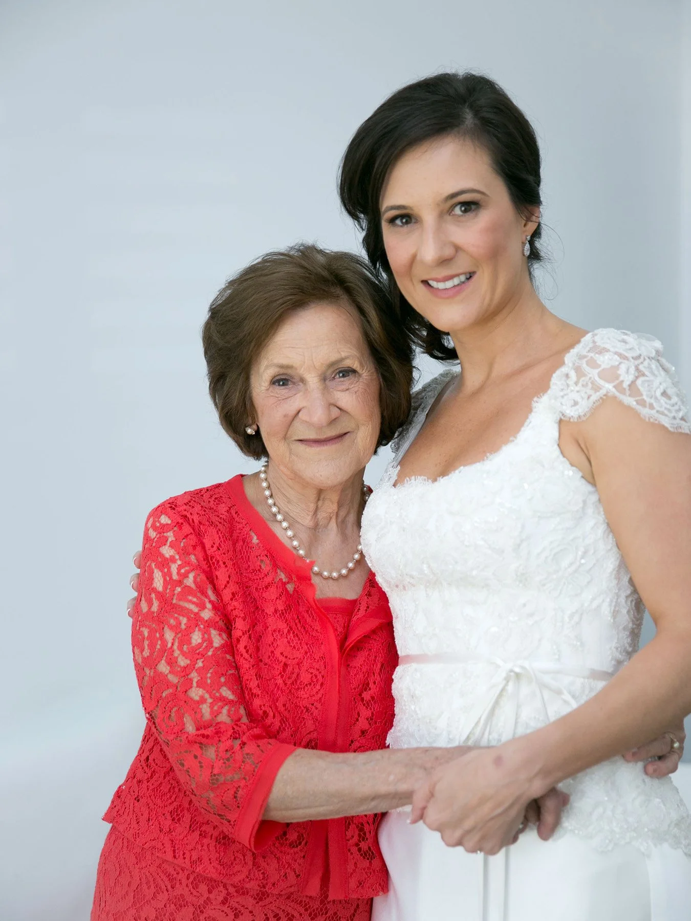sydney-wedding-photography-bride-with-mother.jpg