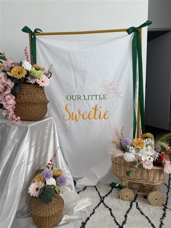 Short Gold Frame (90x140cm)