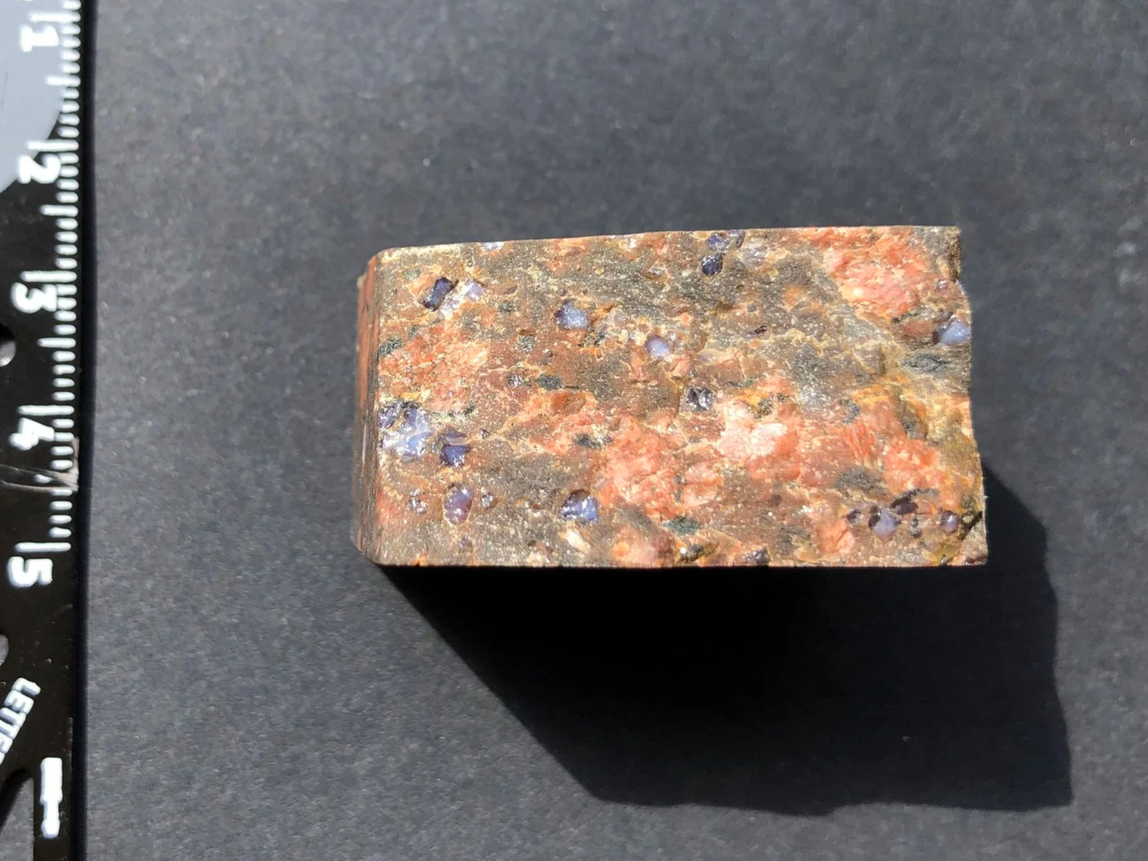  Llano rhyolite (Texas, USA).