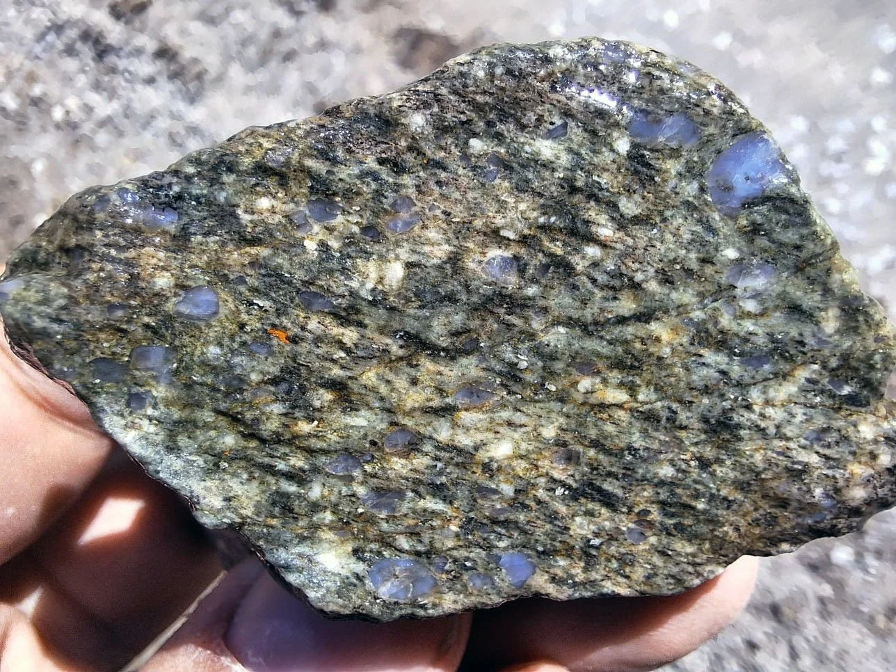 Pietrosu Bistriței porhyroid (Romania).