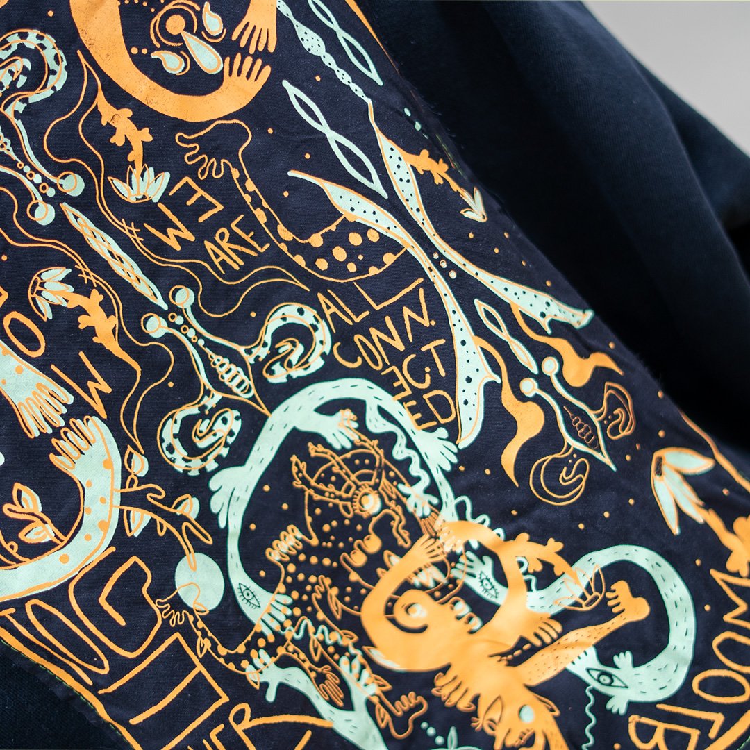 Cropped Pulli Schwarz Bloom-2.jpg