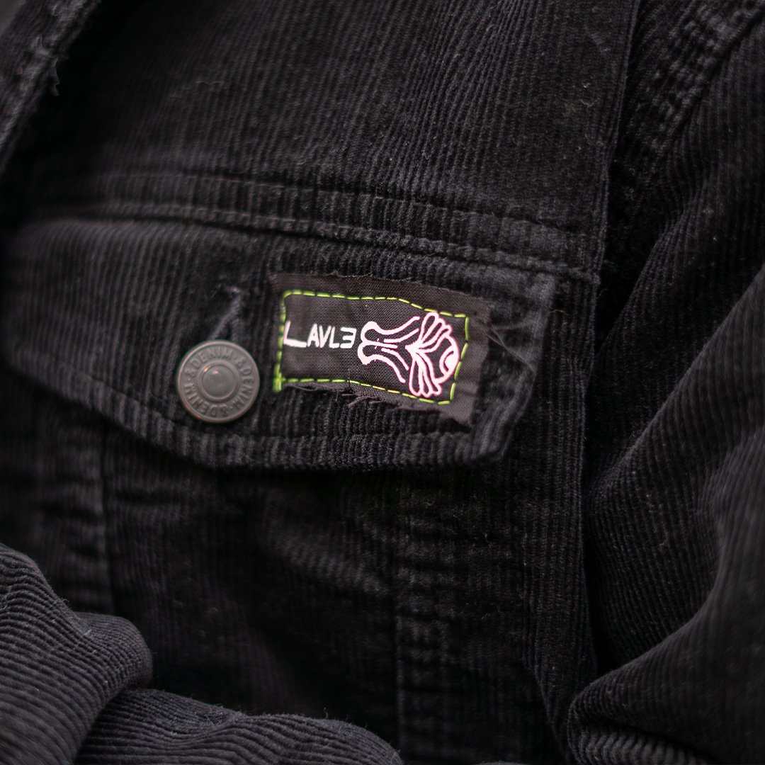 CordjackeSchwar Juices-4.jpg