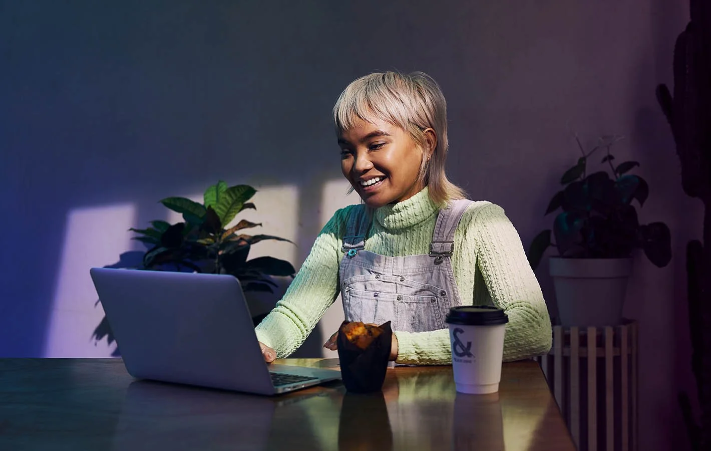 Laptop User - Lifestyle Photography  (Copy)