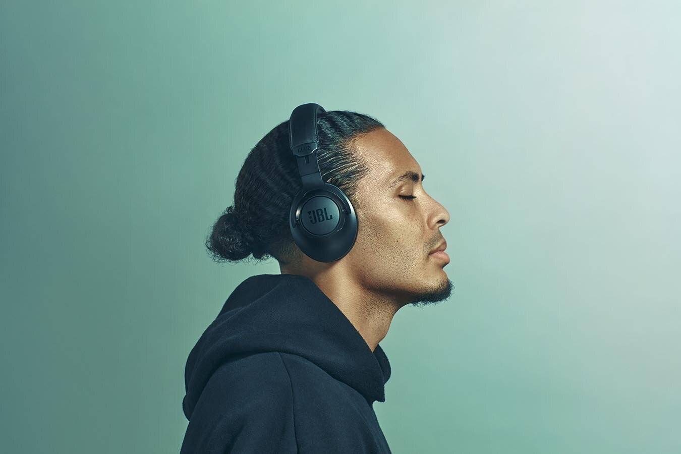 Virgil van Dijk - advertising photography shoot (Copy) (Copy)
