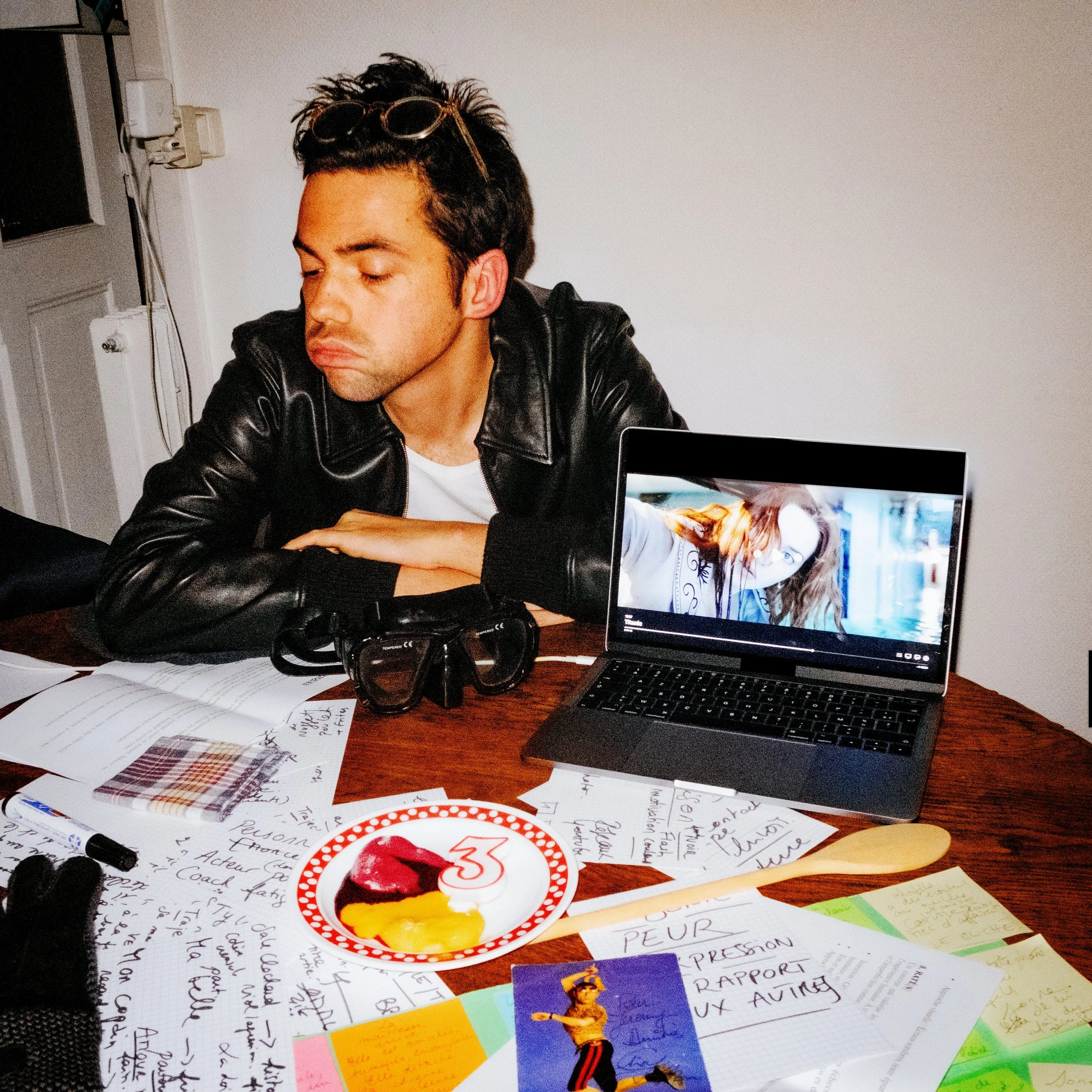 Jérémy Flaum — interprète, vidéaste, auteur