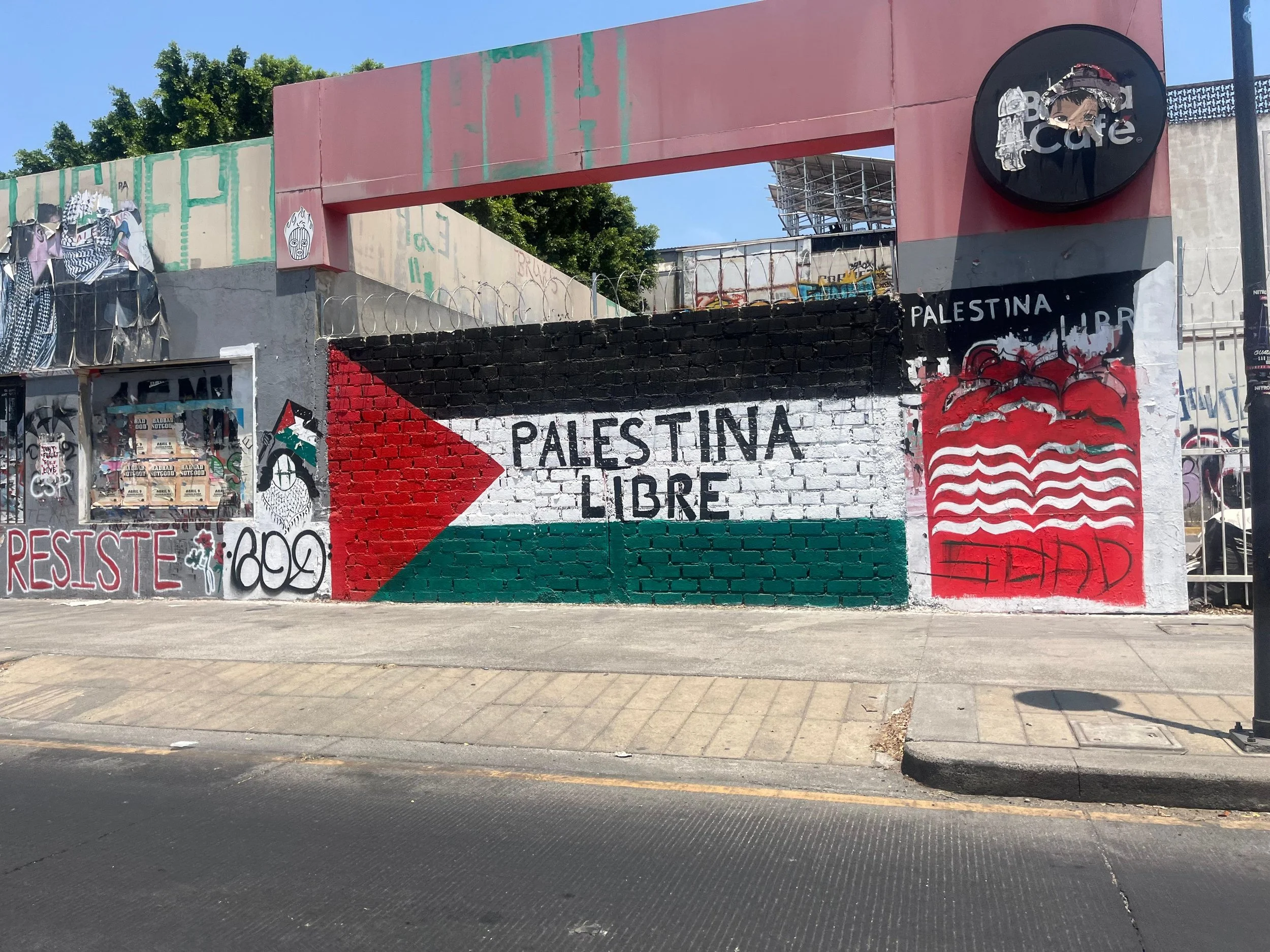 Graffitti on an abandoned building in "Colonia Americana/American Colony"