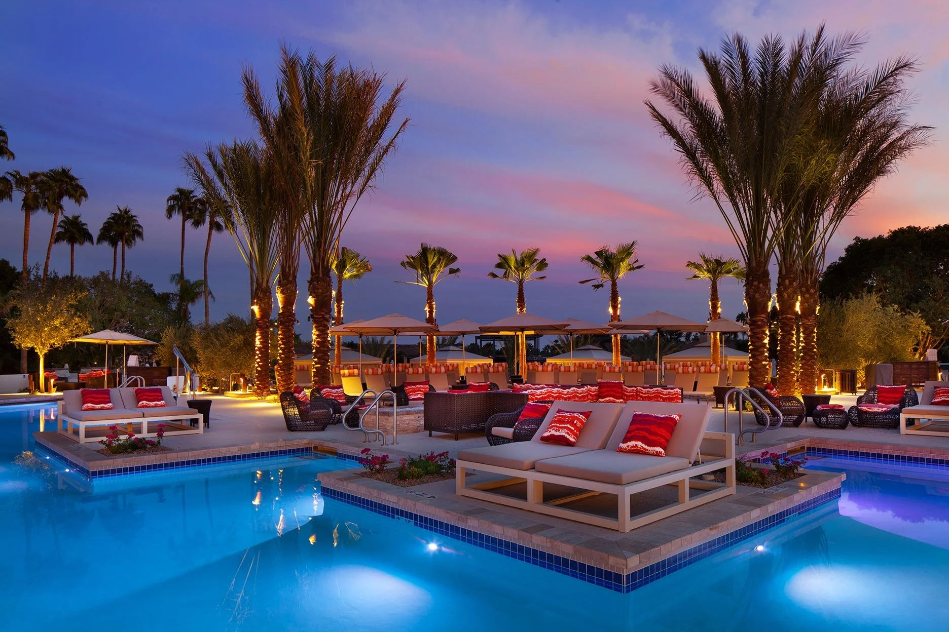 Phoenician VIP Pools_NorthSide.jpg