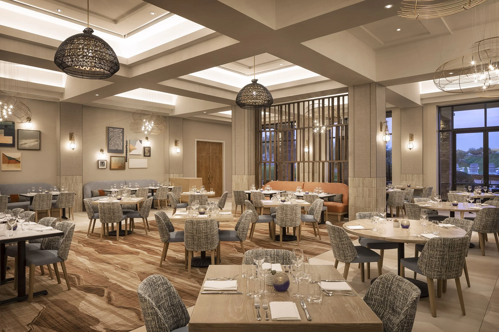 Faro & Brag Main Dining.JPG