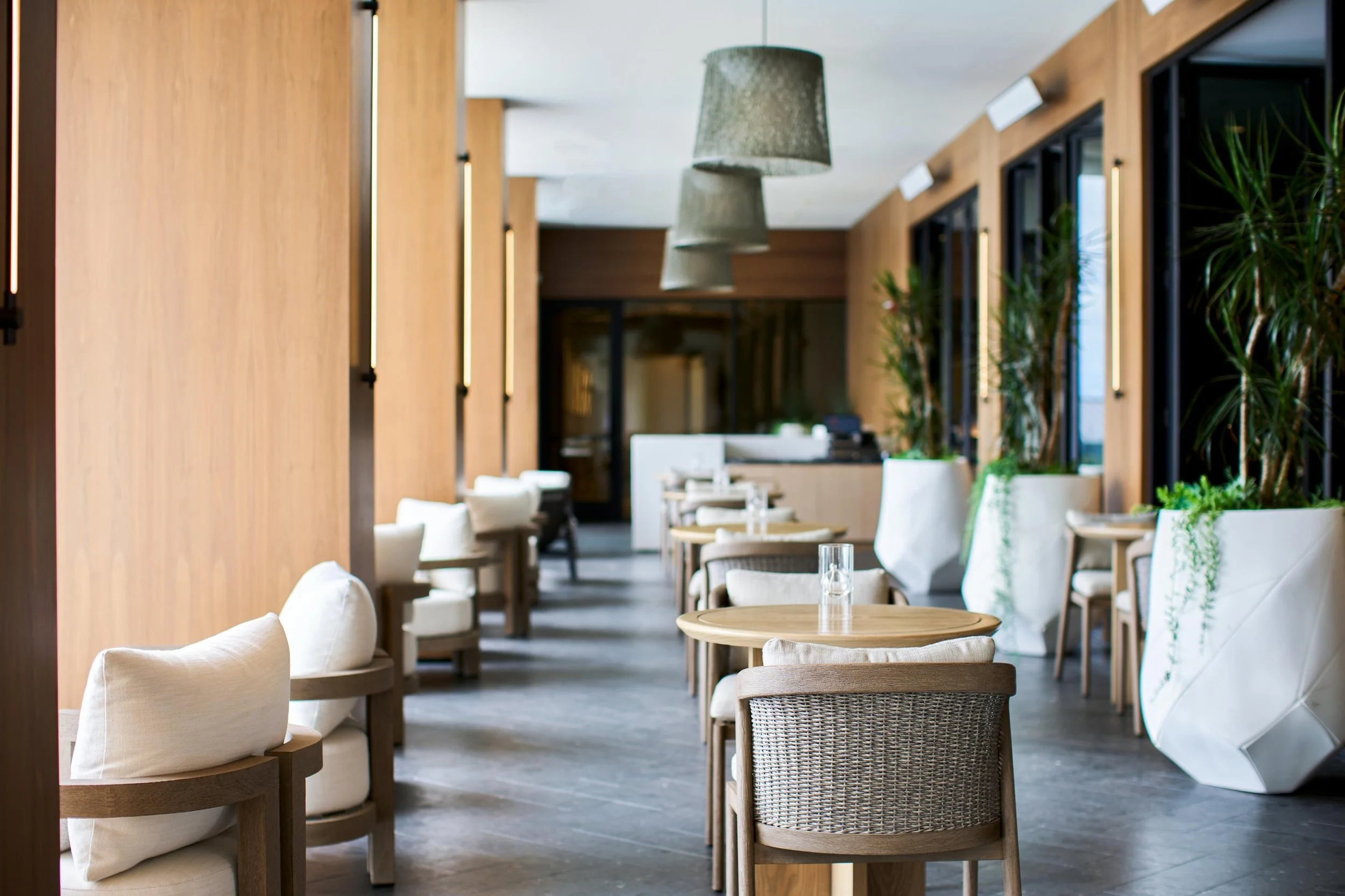 Restaurant_Lanai_Terrace_2263_V2.jpg