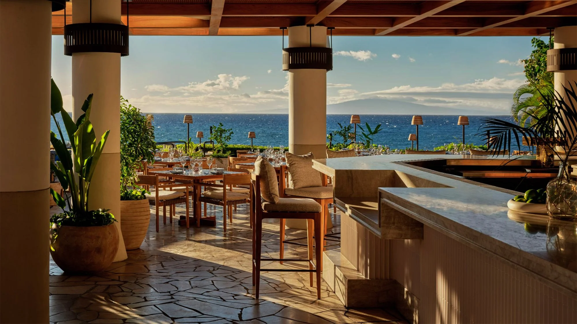 2023-12-13-FourSeasons-ReadMcKendree-0136_A_V1.jpg