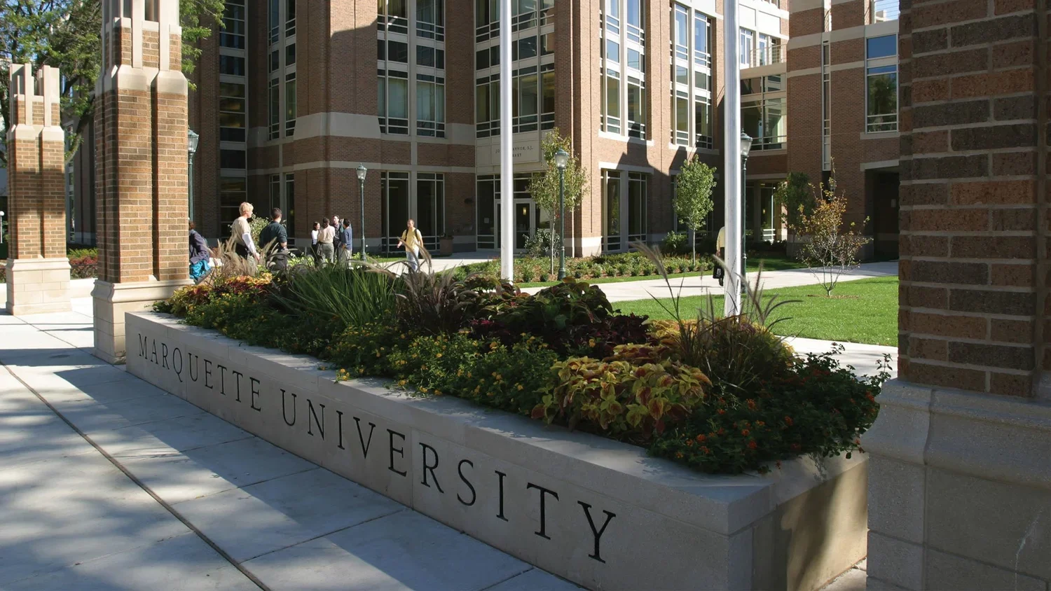 Marquette University Entrance, photo credit: https://www.visitmilwaukee.org/listing/marquette-university/1411/
