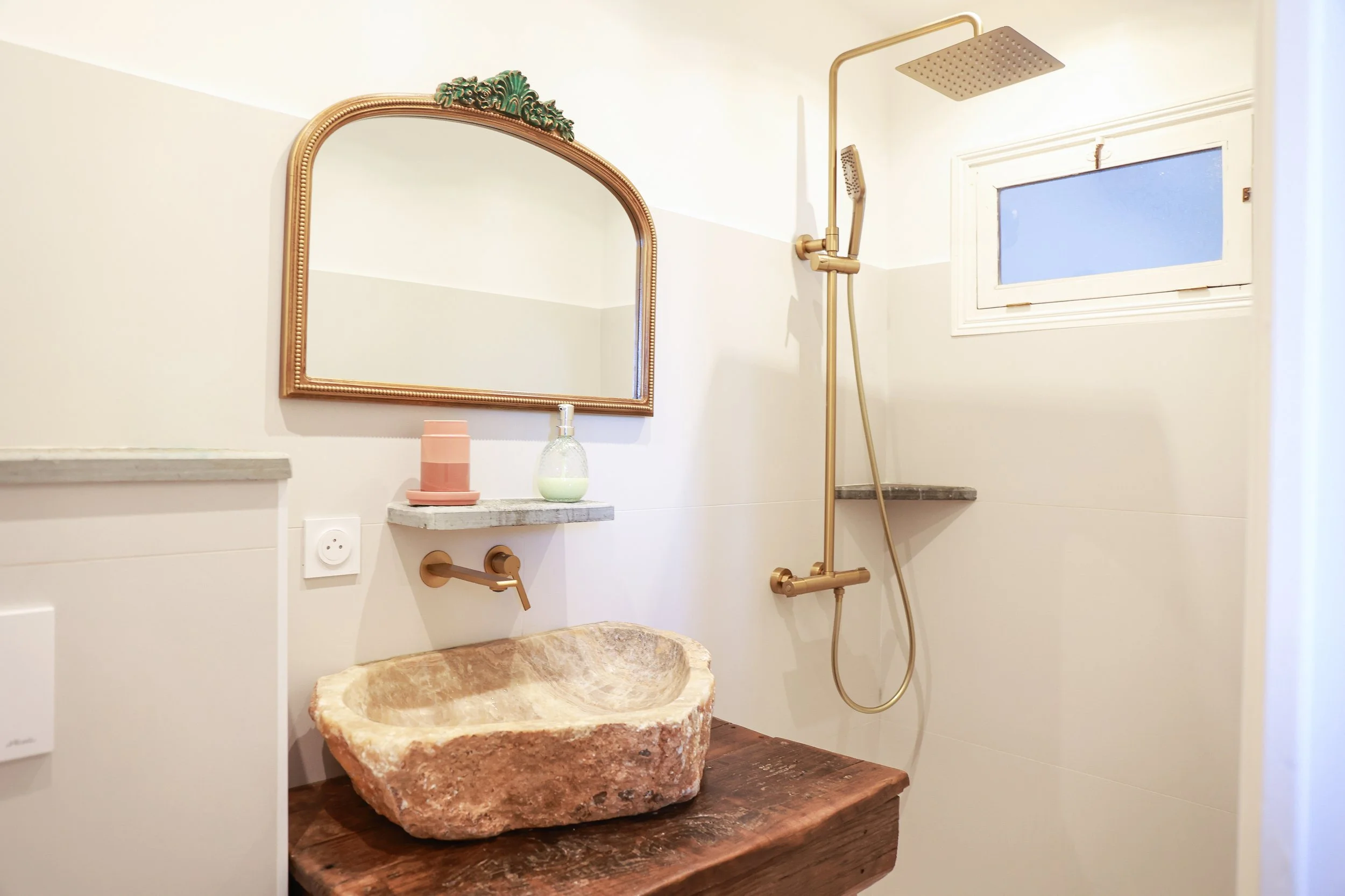 Salle d'eau avec douche, casa di Lume à Nonza Cap Corse